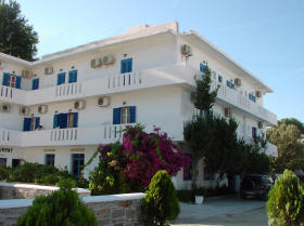 hotelserfosbeach0.jpg